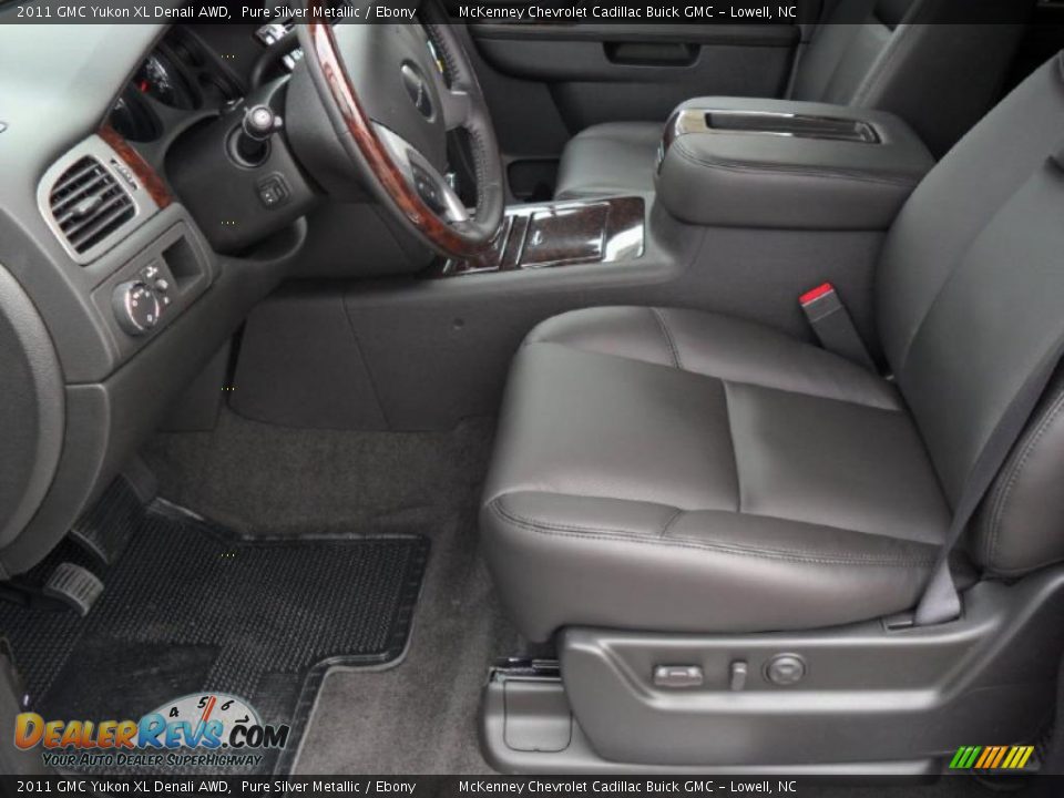 2011 GMC Yukon XL Denali AWD Pure Silver Metallic / Ebony Photo #7