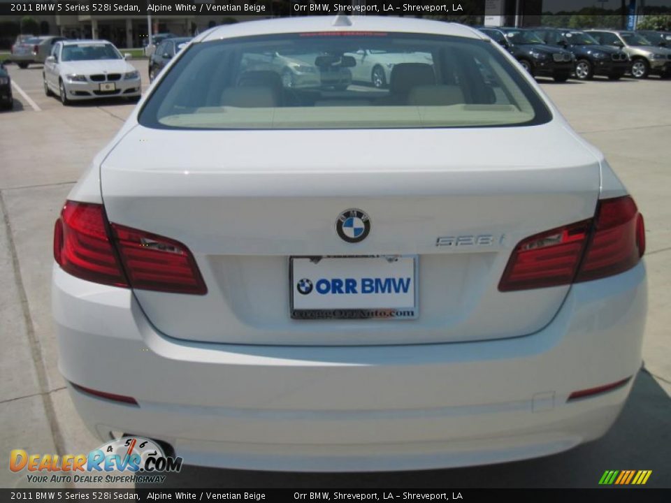 2011 BMW 5 Series 528i Sedan Alpine White / Venetian Beige Photo #6