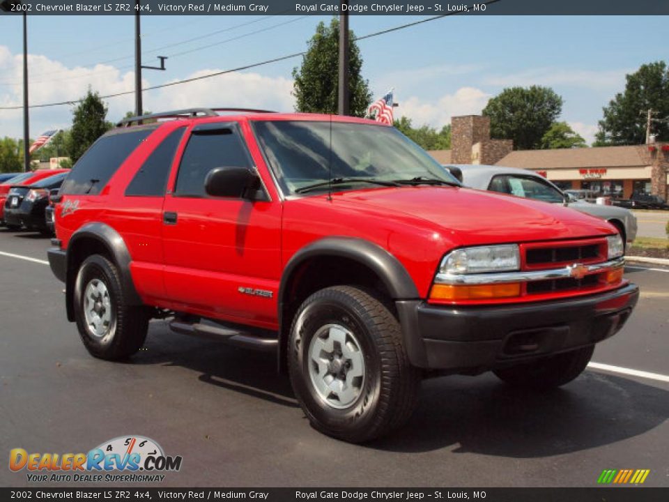 2002 Chevrolet Blazer LS ZR2 4x4 Victory Red / Medium Gray Photo #2