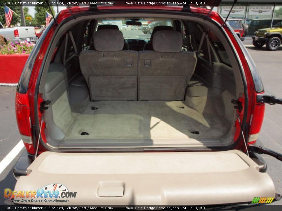2002 Chevrolet Blazer LS ZR2 4x4 Victory Red / Medium Gray Photo #5