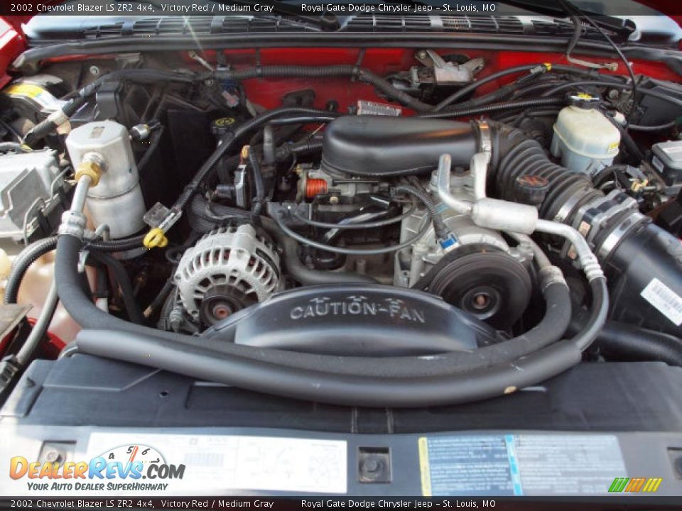 2002 Chevrolet Blazer LS ZR2 4x4 Victory Red / Medium Gray Photo #7