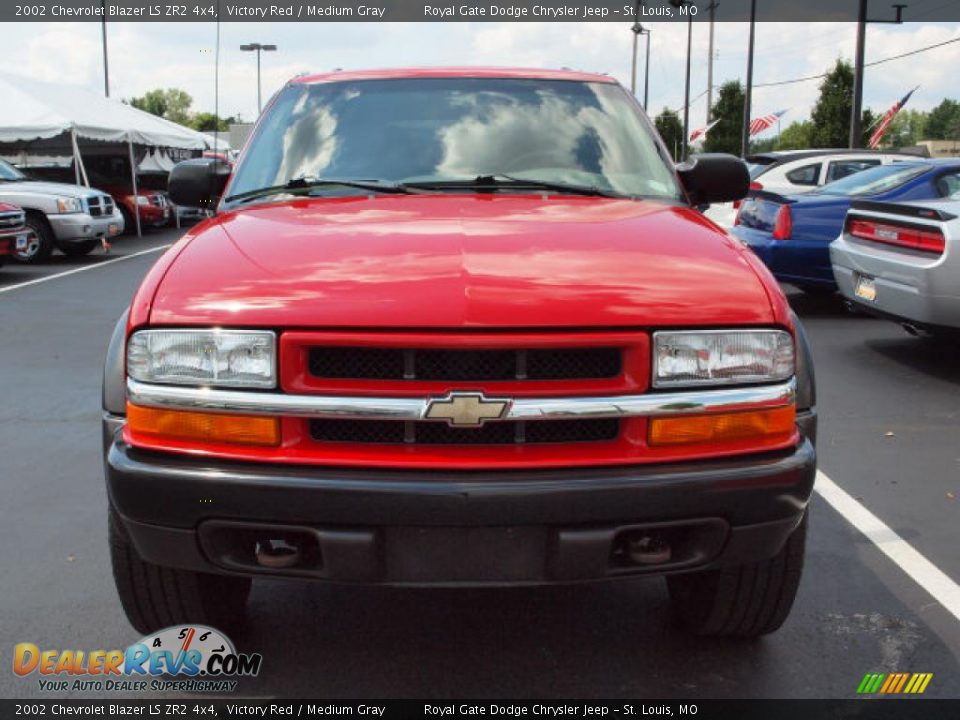 2002 Chevrolet Blazer LS ZR2 4x4 Victory Red / Medium Gray Photo #8