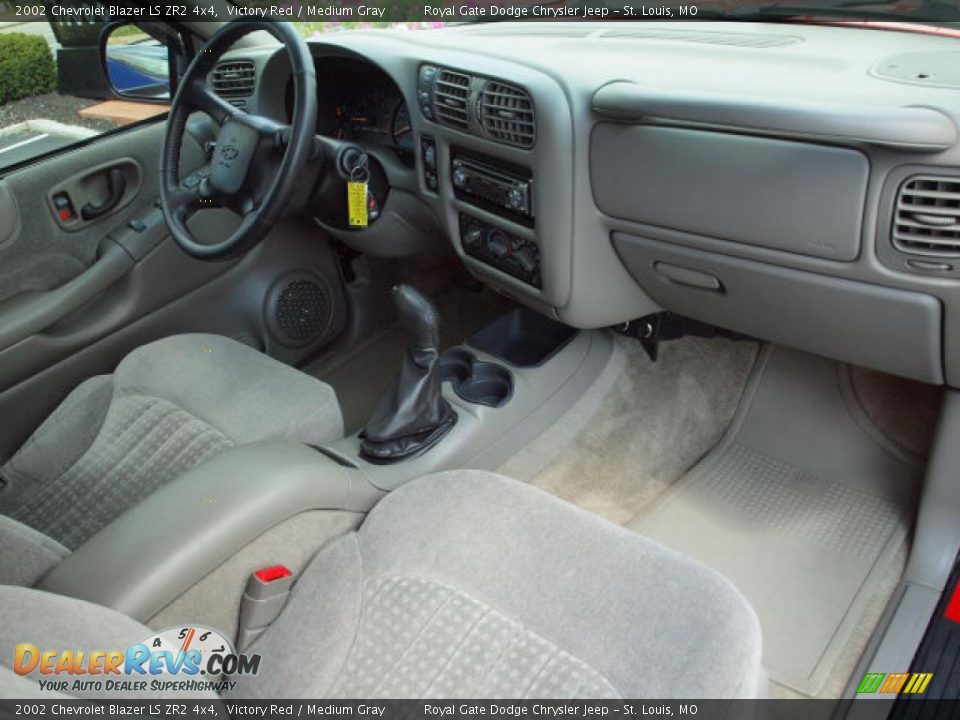 2002 Chevrolet Blazer LS ZR2 4x4 Victory Red / Medium Gray Photo #10