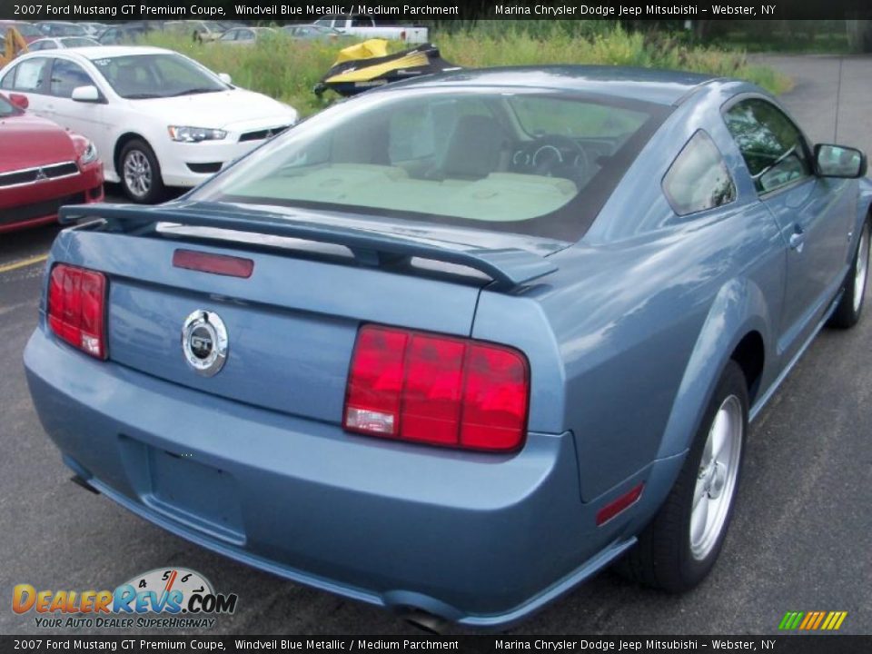 2007 Ford Mustang GT Premium Coupe Windveil Blue Metallic / Medium Parchment Photo #10