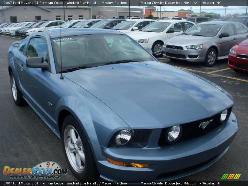 2007 Ford Mustang GT Premium Coupe Windveil Blue Metallic / Medium Parchment Photo #11