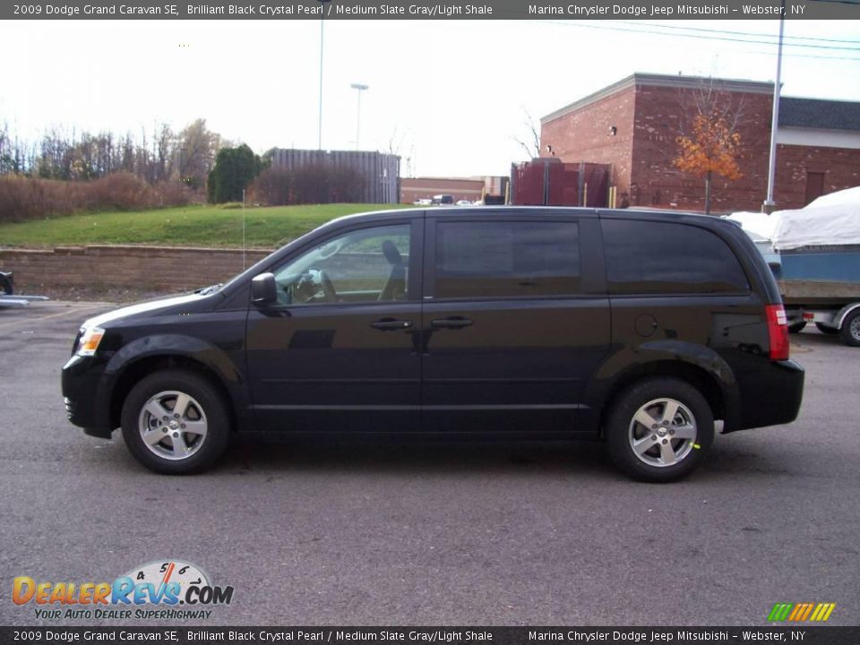 2009 Dodge Grand Caravan SE Brilliant Black Crystal Pearl / Medium Slate Gray/Light Shale Photo #2