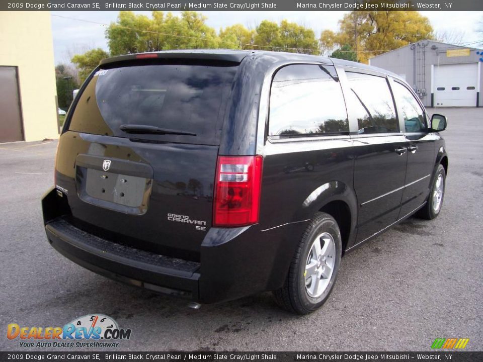 2009 Dodge Grand Caravan SE Brilliant Black Crystal Pearl / Medium Slate Gray/Light Shale Photo #5