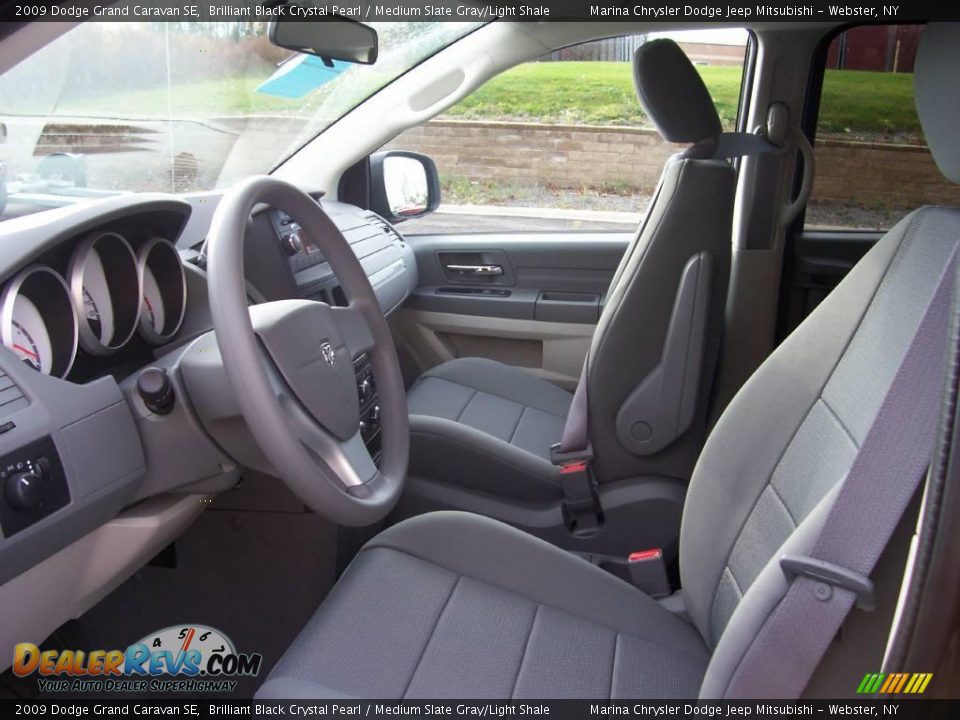 2009 Dodge Grand Caravan SE Brilliant Black Crystal Pearl / Medium Slate Gray/Light Shale Photo #14