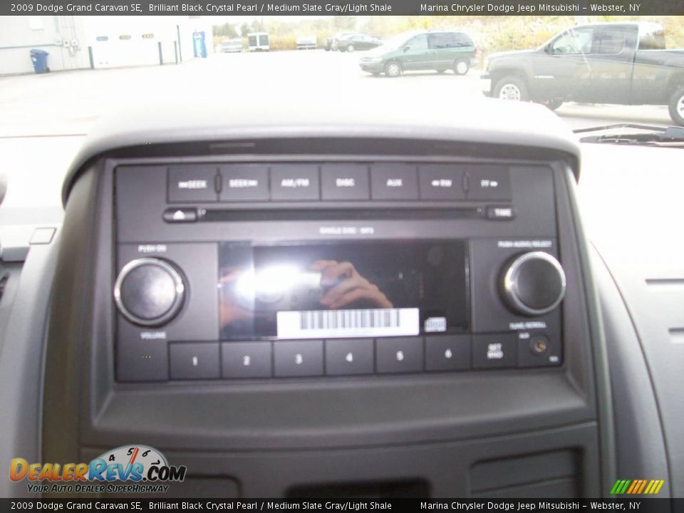 2009 Dodge Grand Caravan SE Brilliant Black Crystal Pearl / Medium Slate Gray/Light Shale Photo #25