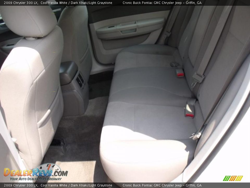2009 Chrysler 300 LX Cool Vanilla White / Dark Khaki/Light Graystone Photo #11