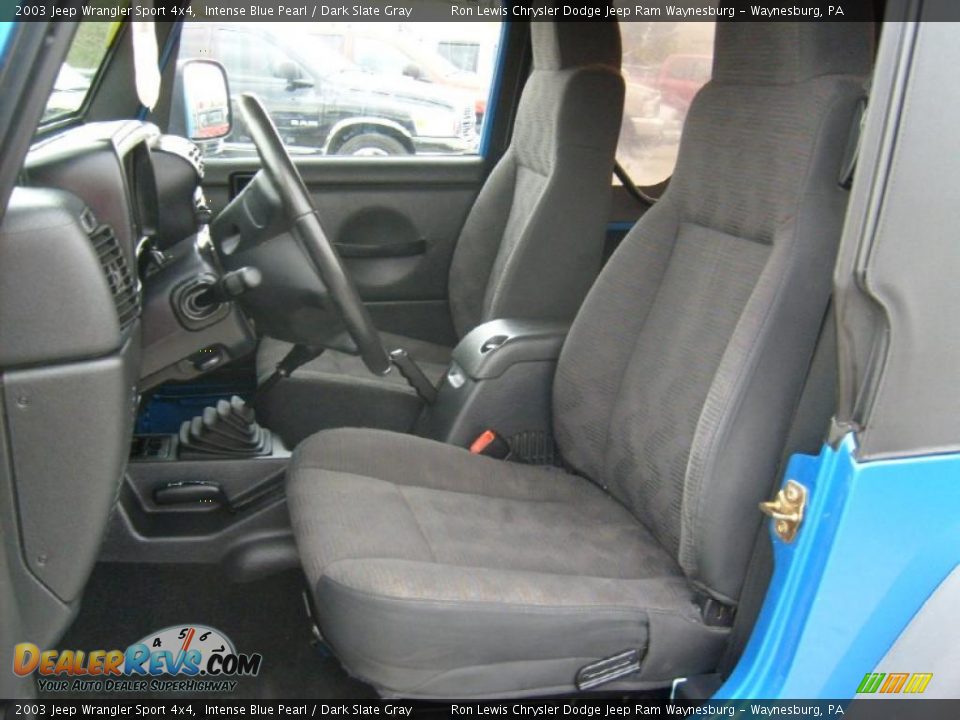 2003 Jeep Wrangler Sport 4x4 Intense Blue Pearl / Dark Slate Gray Photo #11