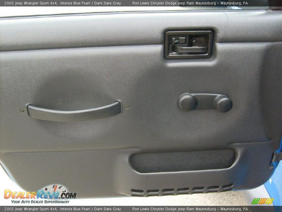 2003 Jeep Wrangler Sport 4x4 Intense Blue Pearl / Dark Slate Gray Photo #13