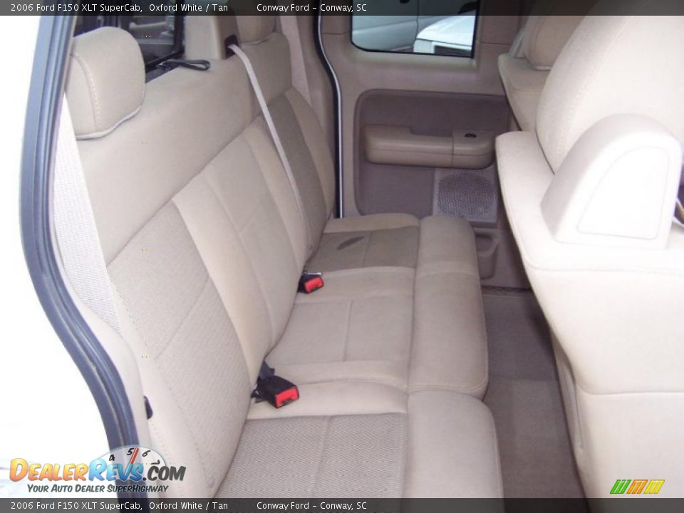 2006 Ford F150 XLT SuperCab Oxford White / Tan Photo #17