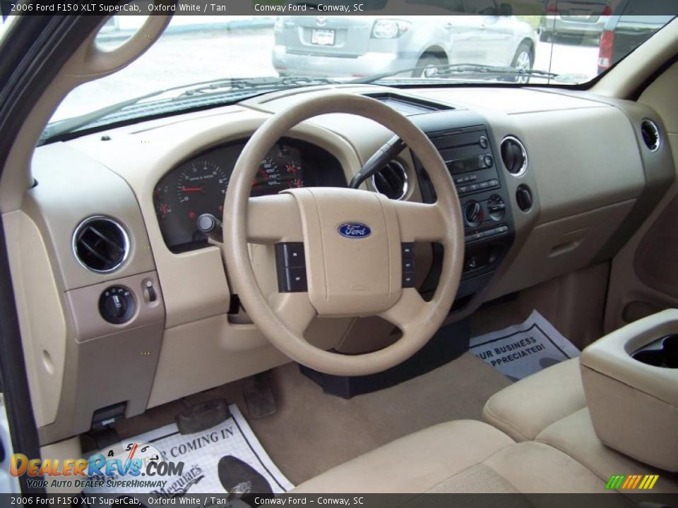 2006 Ford F150 XLT SuperCab Oxford White / Tan Photo #22