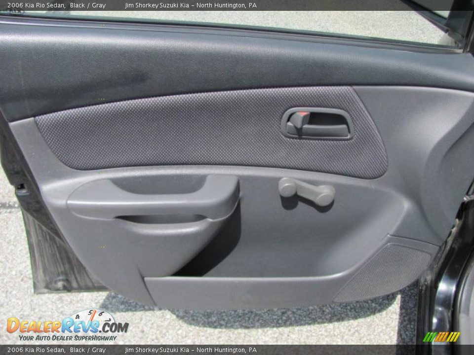 2006 Kia Rio Sedan Black / Gray Photo #9