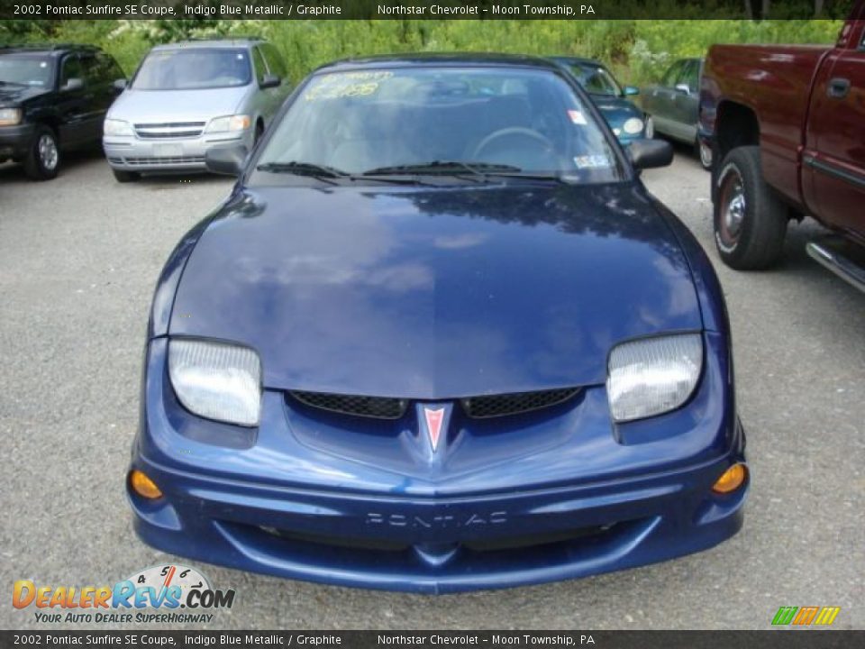 2002 Pontiac Sunfire SE Coupe Indigo Blue Metallic / Graphite Photo #6