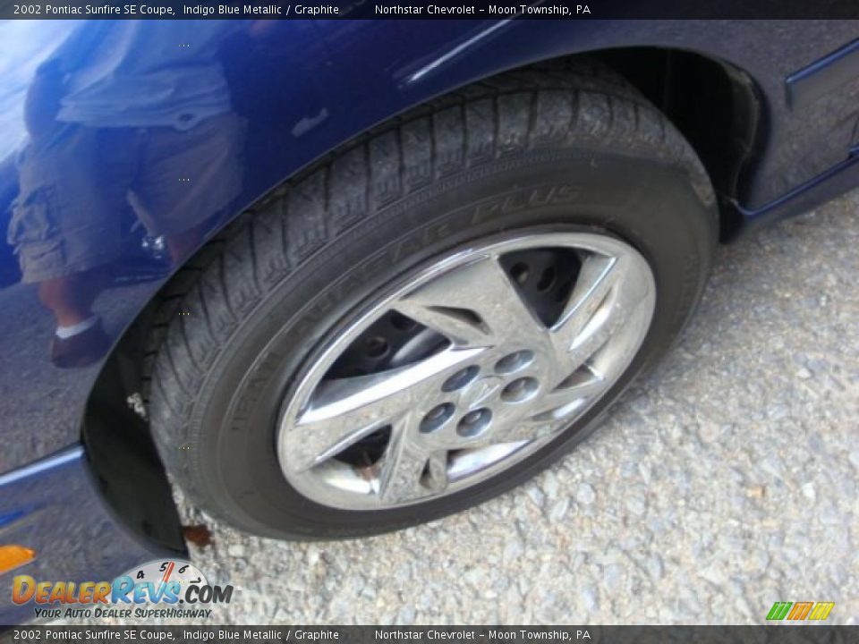 2002 Pontiac Sunfire SE Coupe Indigo Blue Metallic / Graphite Photo #7