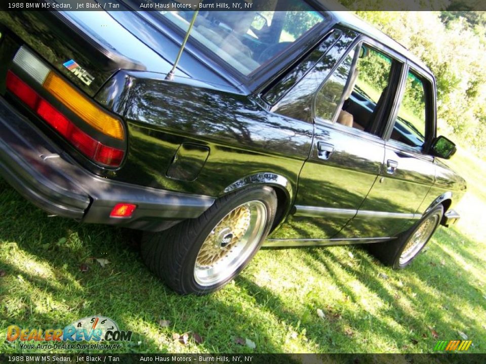 1988 BMW M5 Sedan Jet Black / Tan Photo #13