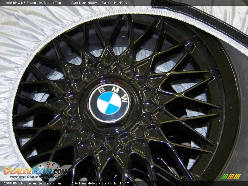 1988 BMW M5 Sedan Jet Black / Tan Photo #30