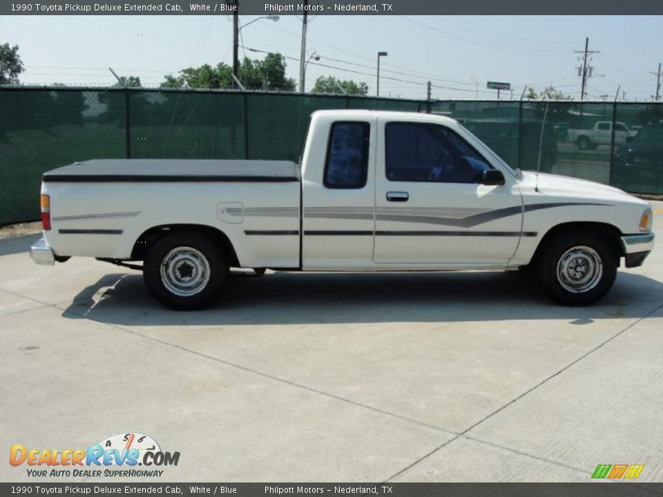 1990 Toyota Pickup Deluxe Extended Cab White / Blue Photo #2