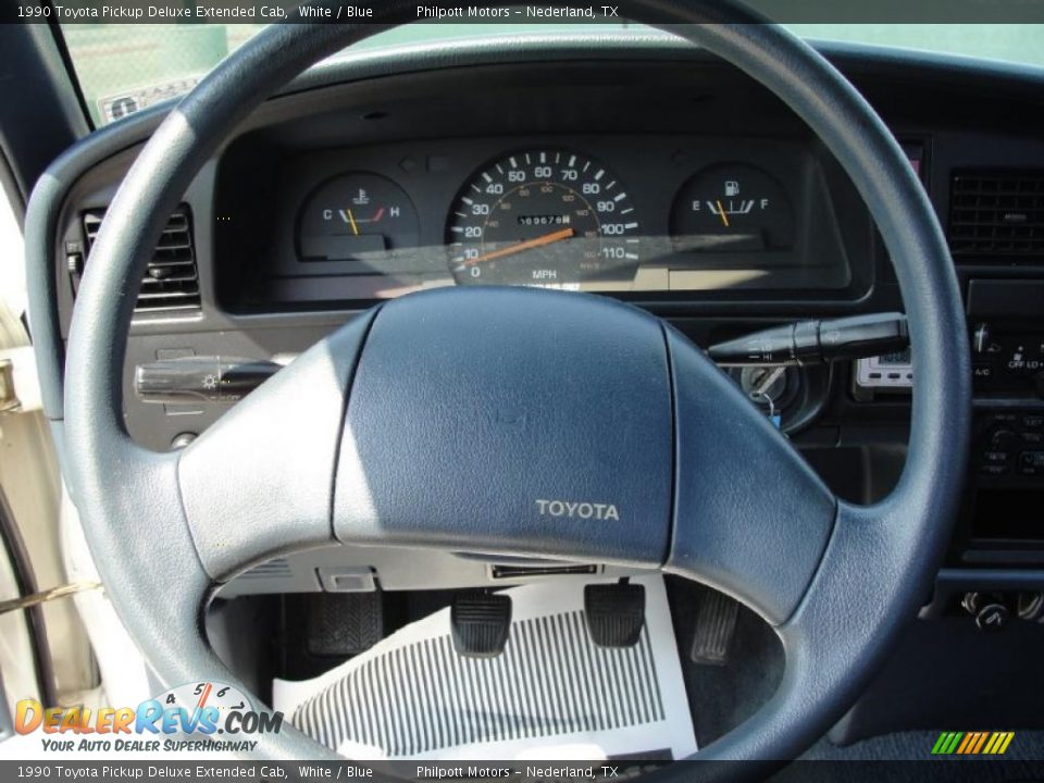 1990 Toyota Pickup Deluxe Extended Cab White / Blue Photo #27