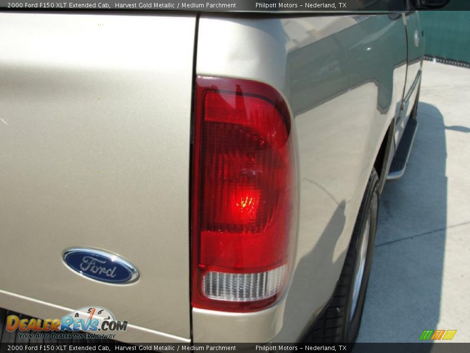 2000 Ford F150 XLT Extended Cab Harvest Gold Metallic / Medium Parchment Photo #22