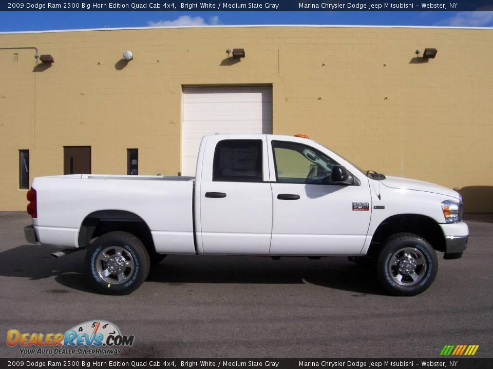 2009 Dodge Ram 2500 Big Horn Edition Quad Cab 4x4 Bright White / Medium Slate Gray Photo #6