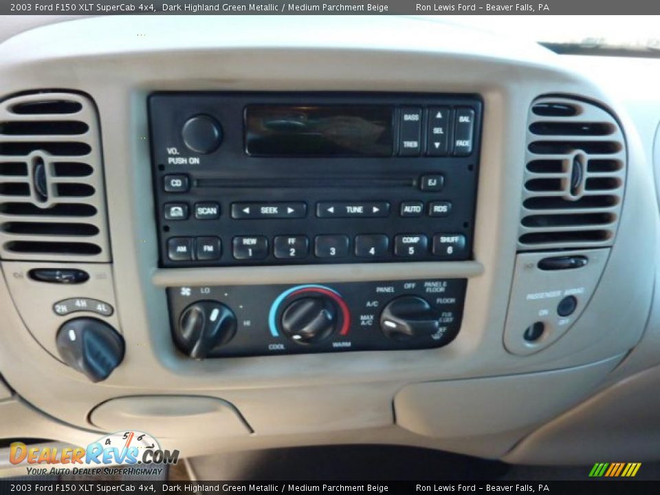 2003 Ford F150 XLT SuperCab 4x4 Dark Highland Green Metallic / Medium Parchment Beige Photo #23