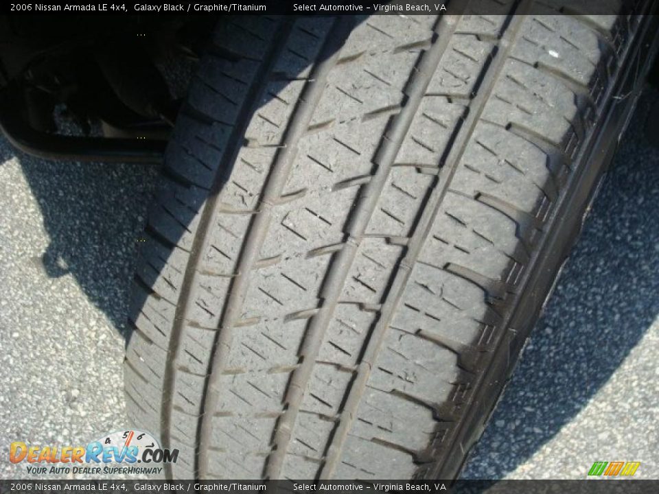 2006 Nissan Armada LE 4x4 Galaxy Black / Graphite/Titanium Photo #28