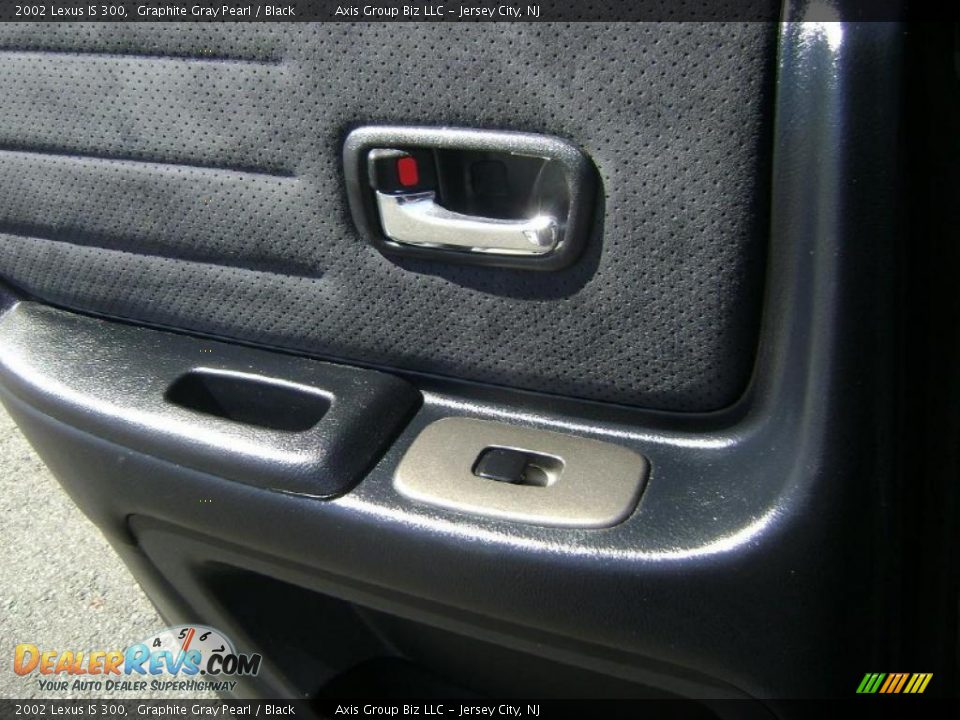 2002 Lexus IS 300 Graphite Gray Pearl / Black Photo #17