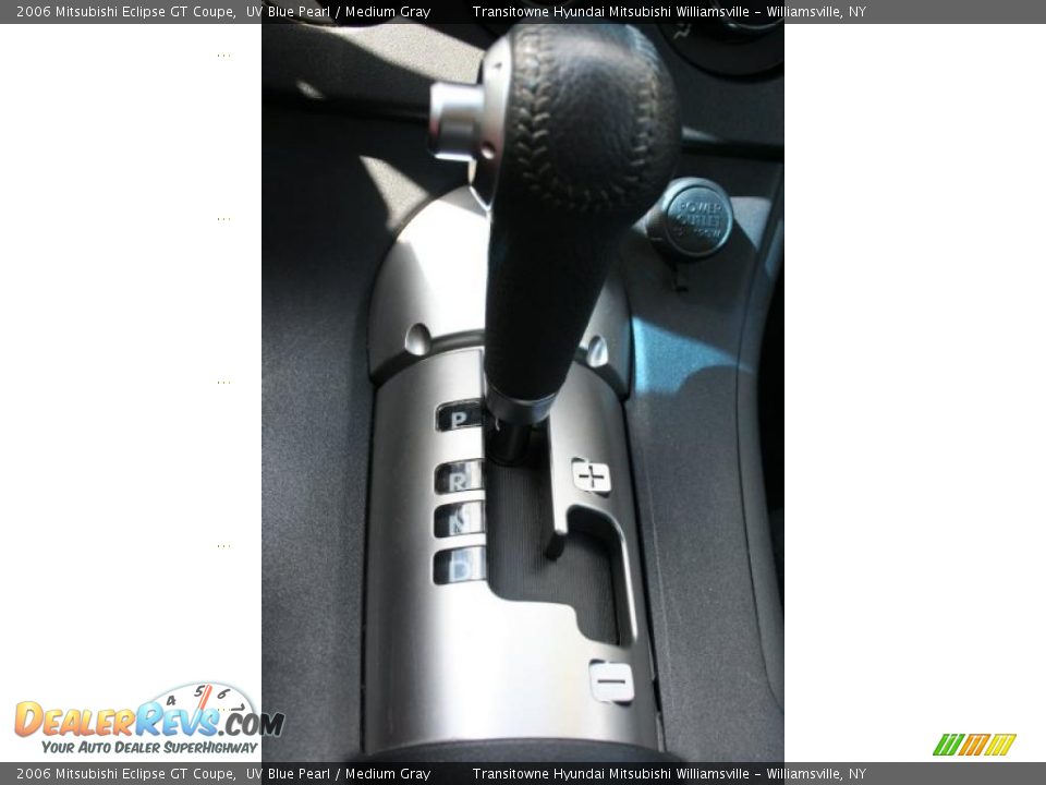 2006 Mitsubishi Eclipse GT Coupe UV Blue Pearl / Medium Gray Photo #9