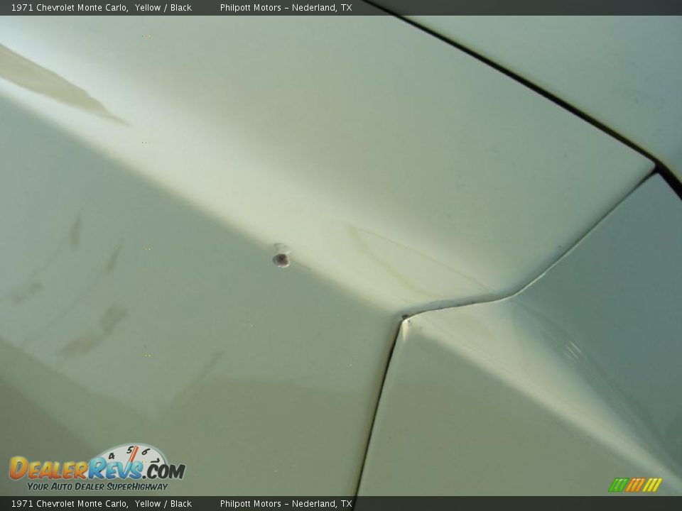 1971 Chevrolet Monte Carlo Yellow / Black Photo #21