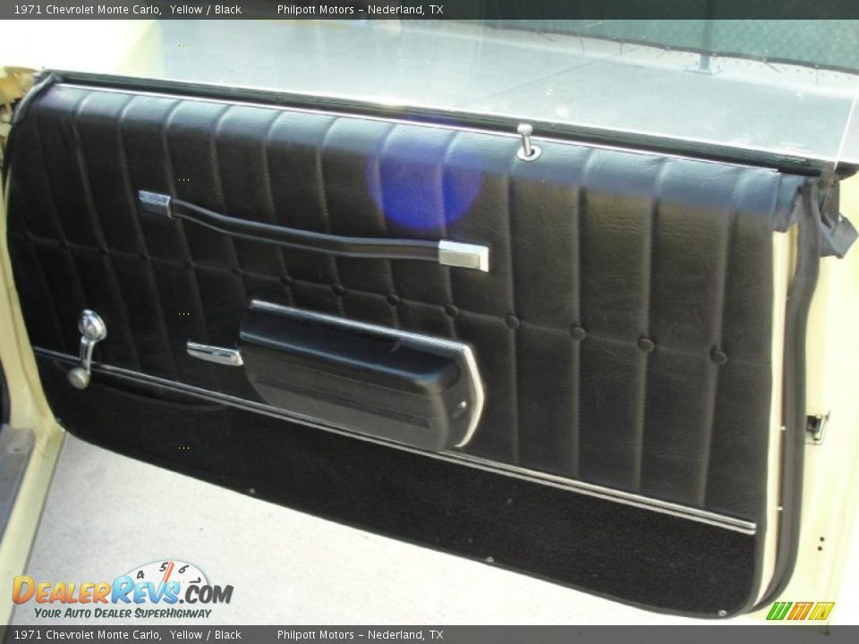 1971 Chevrolet Monte Carlo Yellow / Black Photo #26
