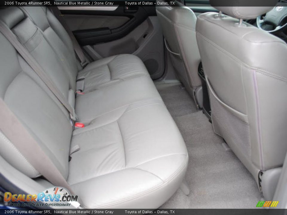 2006 Toyota 4Runner SR5 Nautical Blue Metallic / Stone Gray Photo #11