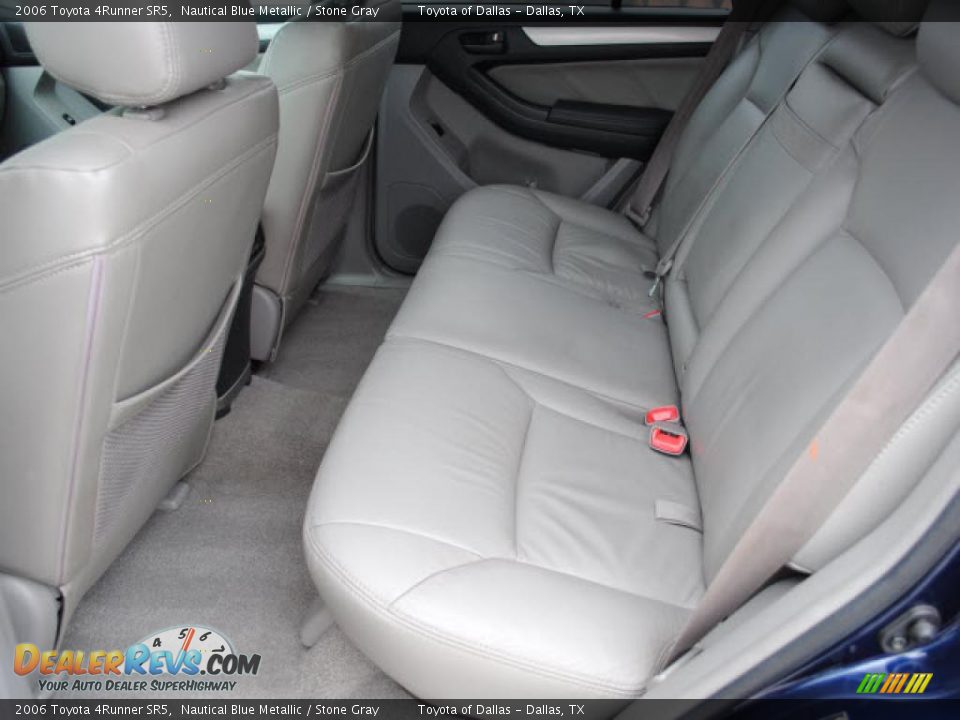 2006 Toyota 4Runner SR5 Nautical Blue Metallic / Stone Gray Photo #13
