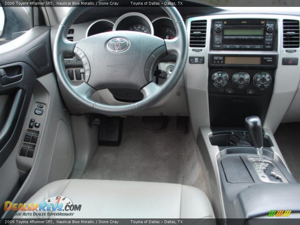 2006 Toyota 4Runner SR5 Nautical Blue Metallic / Stone Gray Photo #14