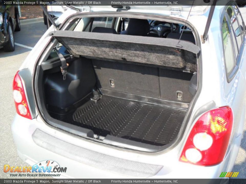 2003 Mazda Protege 5 Wagon Sunlight Silver Metallic / Off Black Photo #15