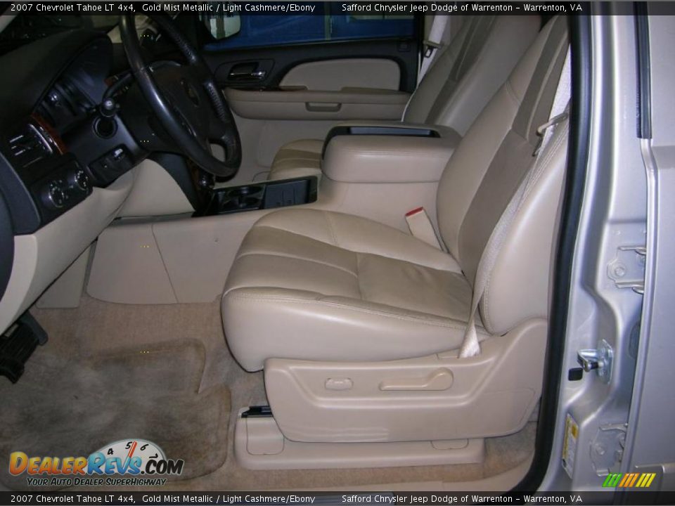 2007 Chevrolet Tahoe LT 4x4 Gold Mist Metallic / Light Cashmere/Ebony Photo #2