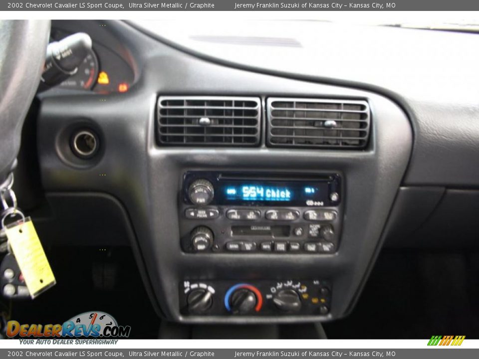 2002 Chevrolet Cavalier LS Sport Coupe Ultra Silver Metallic / Graphite Photo #12