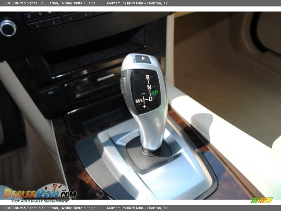 2008 BMW 5 Series 528i Sedan Alpine White / Beige Photo #15