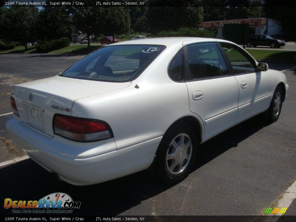 1996 toyota avalon white #3