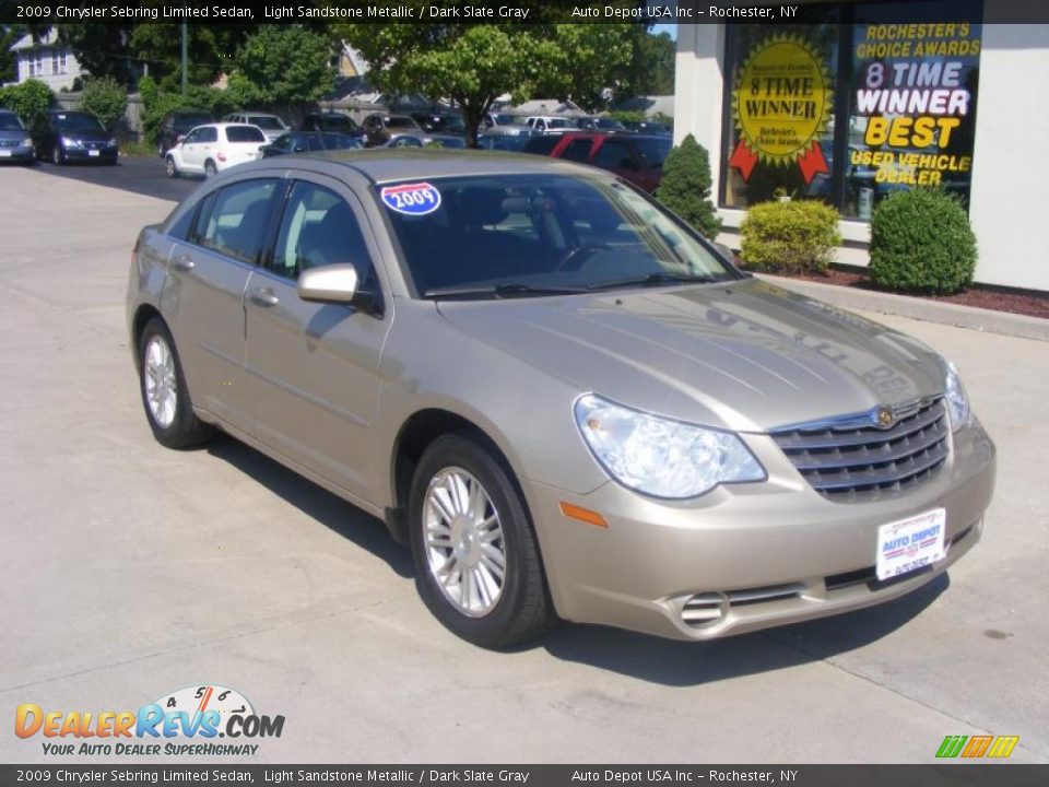 2009 Chrysler Sebring Limited Sedan Light Sandstone Metallic / Dark Slate Gray Photo #2