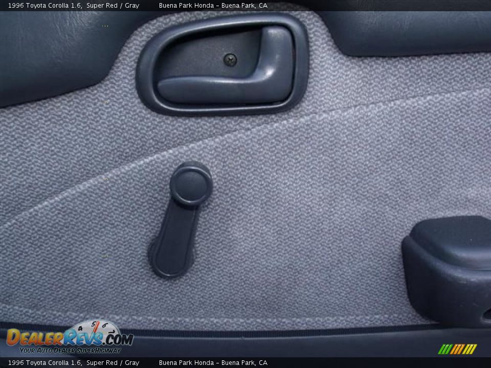 1996 Toyota Corolla 1.6 Super Red / Gray Photo #14