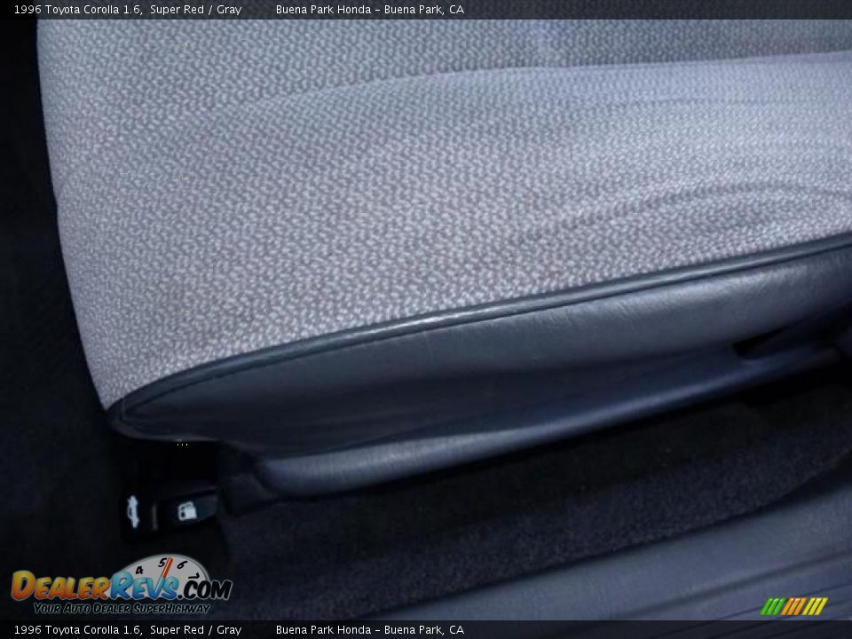 1996 Toyota Corolla 1.6 Super Red / Gray Photo #20