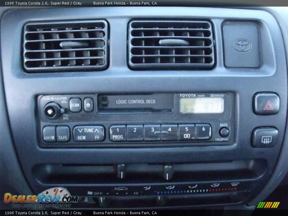 1996 Toyota Corolla 1.6 Super Red / Gray Photo #23