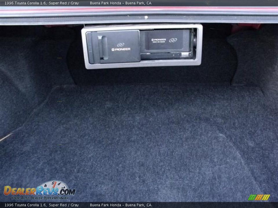 1996 Toyota Corolla 1.6 Super Red / Gray Photo #27