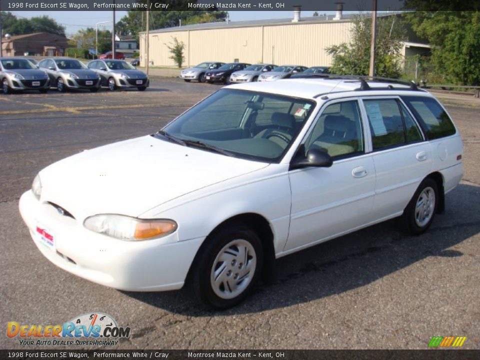 1998 Ford Escort SE Wagon Performance White / Gray Photo #3