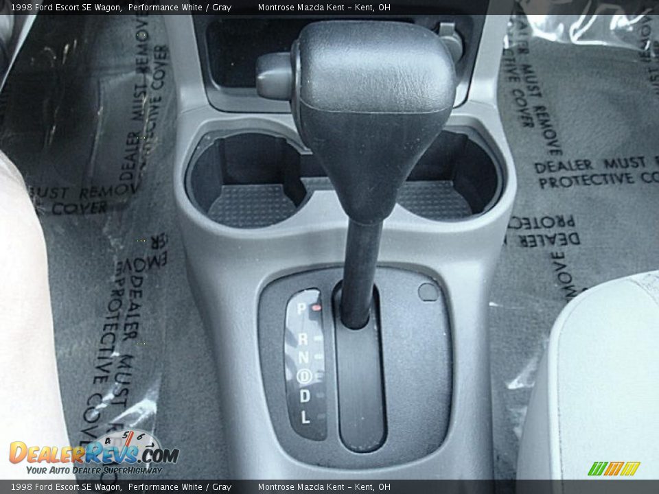 1998 Ford Escort SE Wagon Performance White / Gray Photo #18