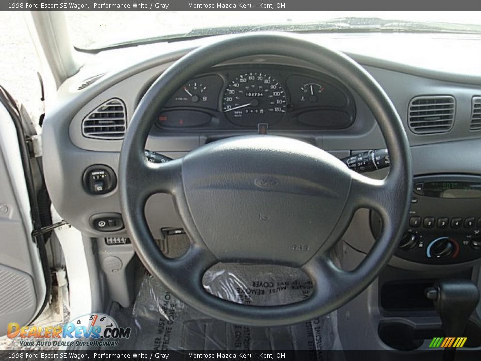 1998 Ford Escort SE Wagon Performance White / Gray Photo #20