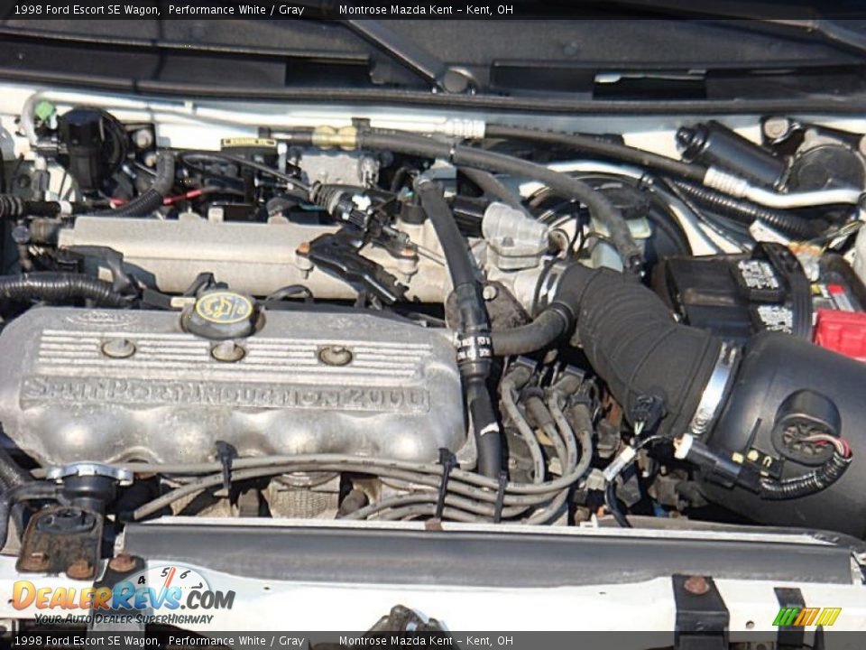 1998 Ford Escort SE Wagon Performance White / Gray Photo #21